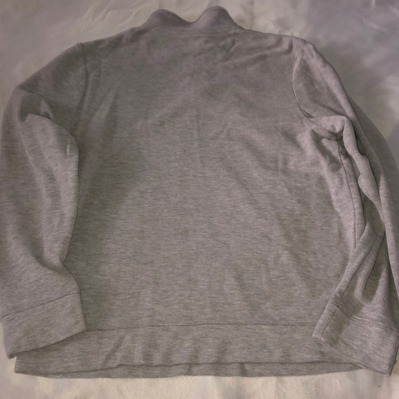 Vineyard Vines Pull-over 1/4 zip - Picture 10 of 12